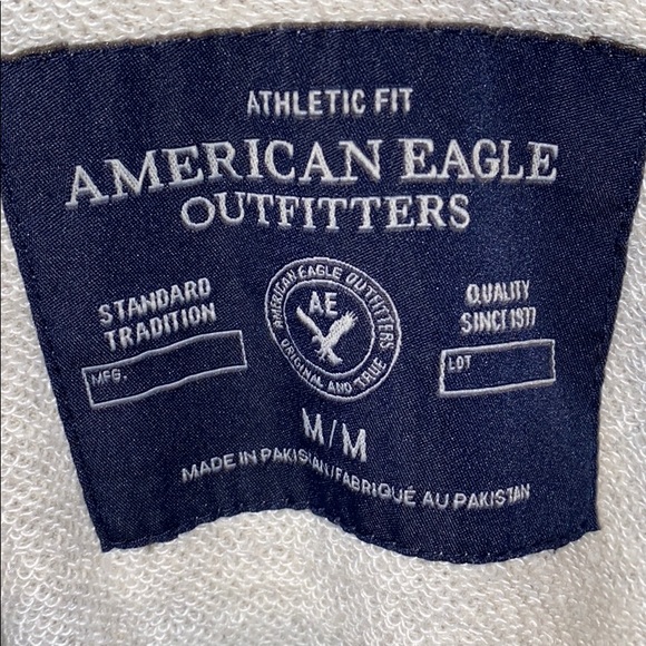 Women’s AE Gray Sweater - Picture 5 of 6